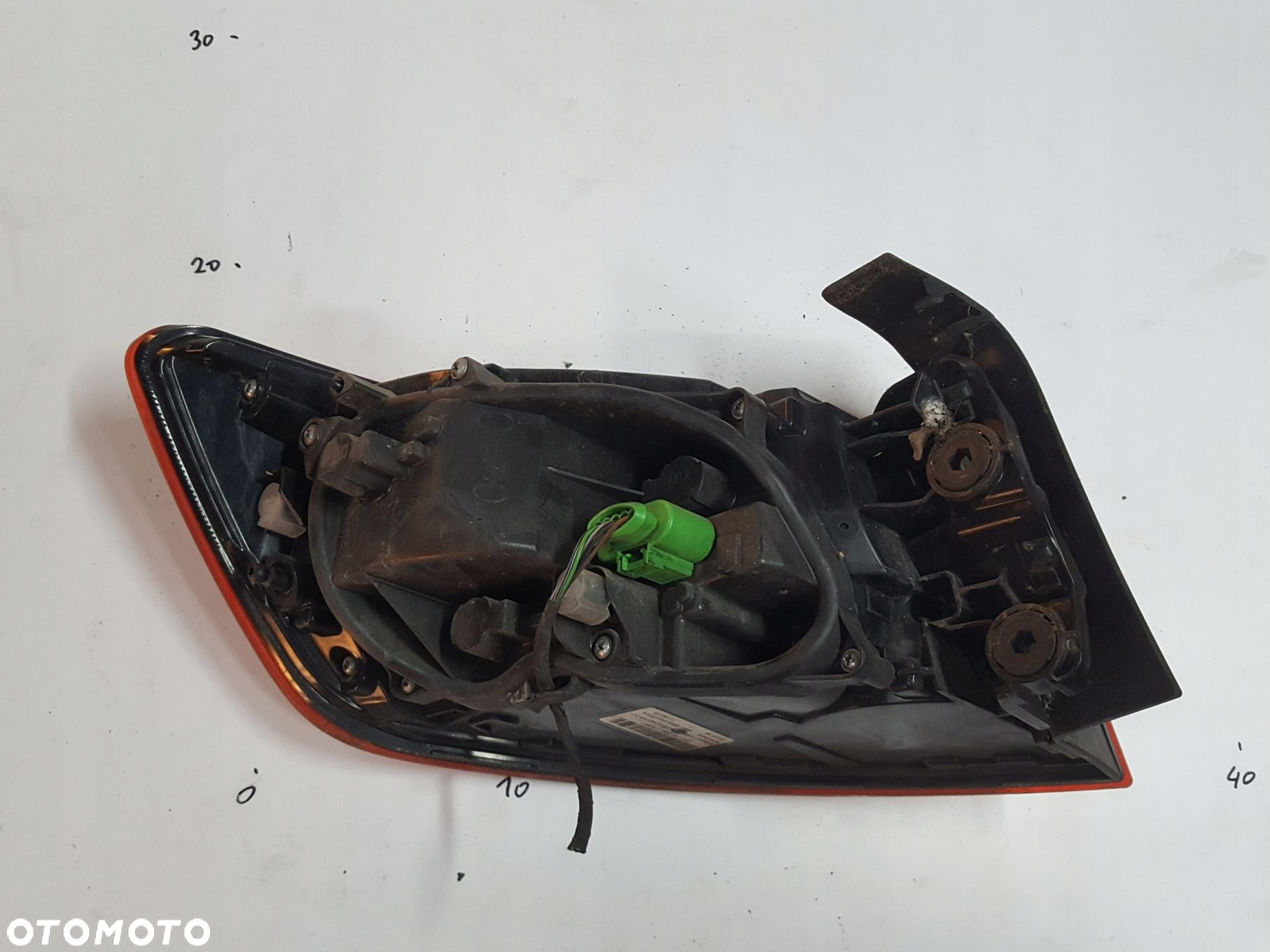AUDI A4 B9 8W 15-18r SEDAN LAMPA PRAWA TYŁ - 4