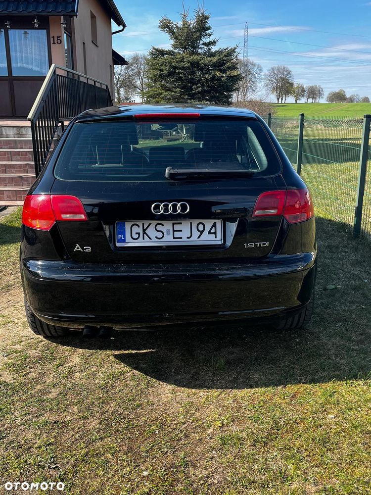 Audi A3 Sportback 1.9 TDI Ambiente - 8