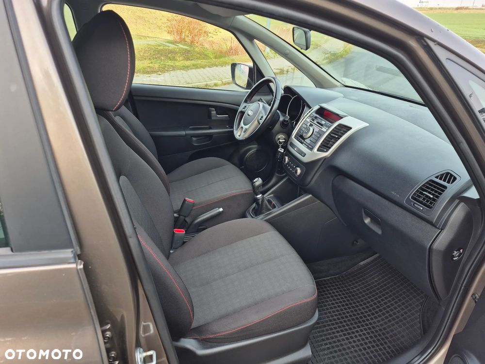 Kia Venga 1.4 CVVT ISG Spirit - 9