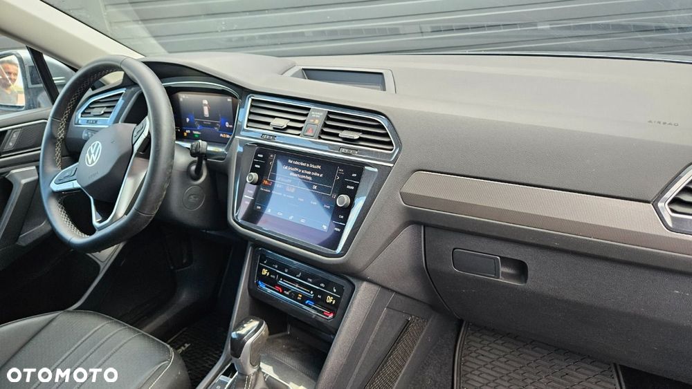 Volkswagen Tiguan - 36