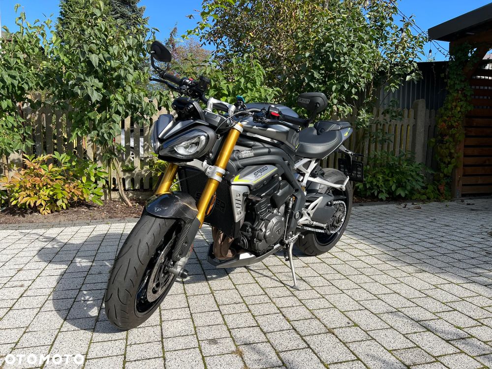 Triumph Speed Triple - 2