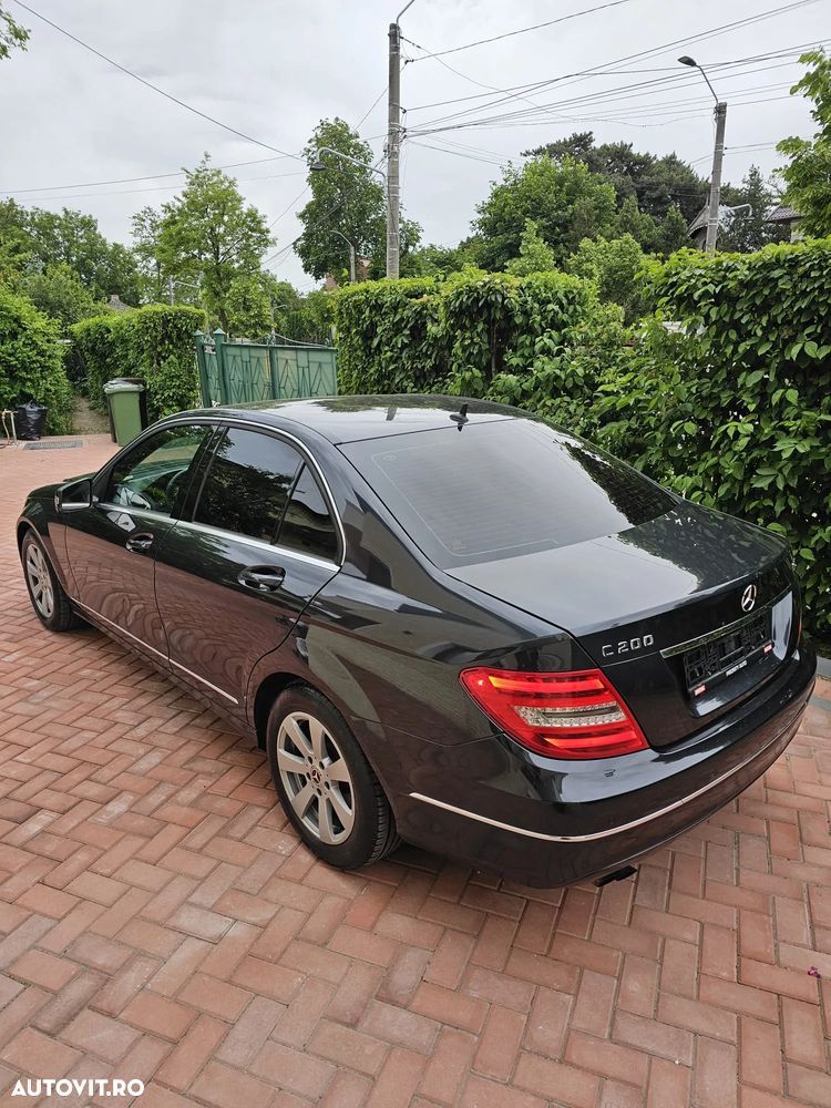 Mercedes-Benz C - 4