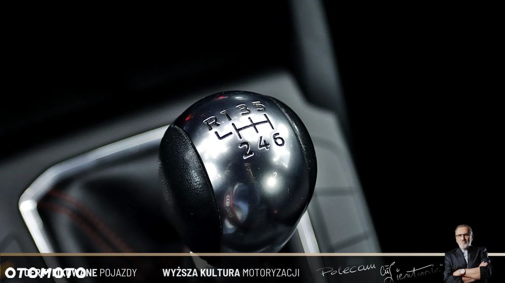 Ford Kuga 1.5 EcoBoost FWD ST-Line - 29