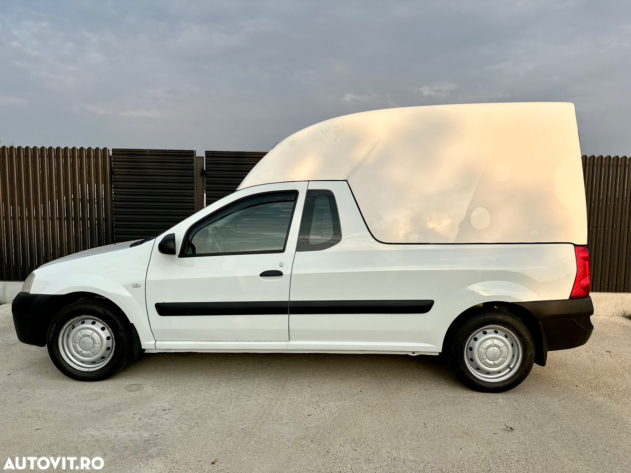 Dacia Pick Up - 15