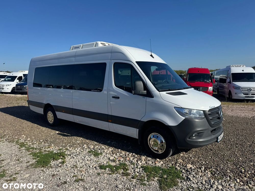 Mercedes-Benz Sprinter 519