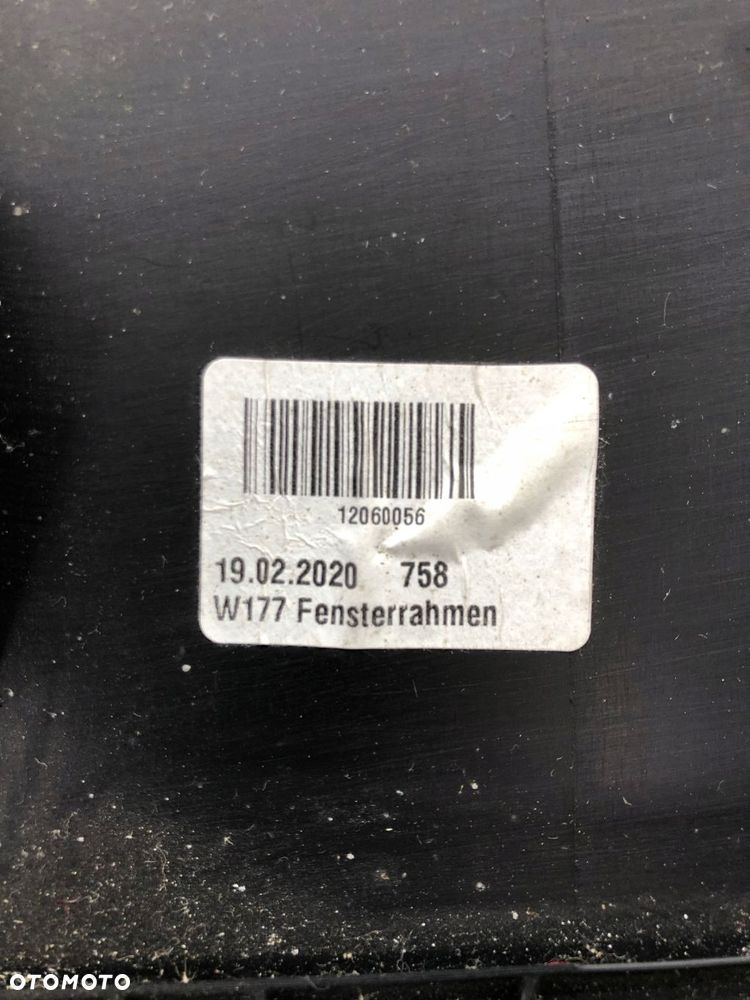 MERCEDES W177 OSŁONA KLAPY BAGAŻNIKA GÓRNA A1777400600 - 10