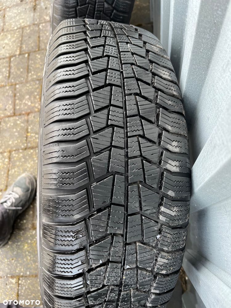 Volkswagen Golf - 12