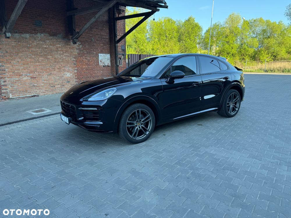 Porsche Cayenne - 1