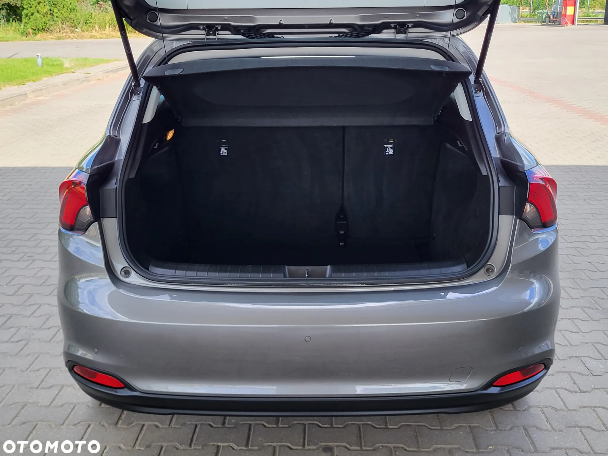 Fiat Tipo 1.4 T-Jet 16v Lounge - 35