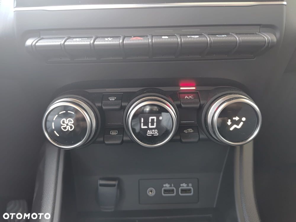 Renault Captur 1.3 TCe mHEV Techno - 28