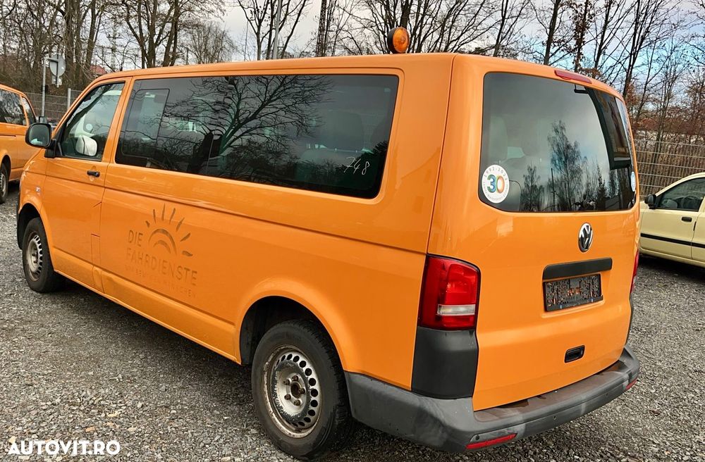 Volkswagen Caravelle - 4