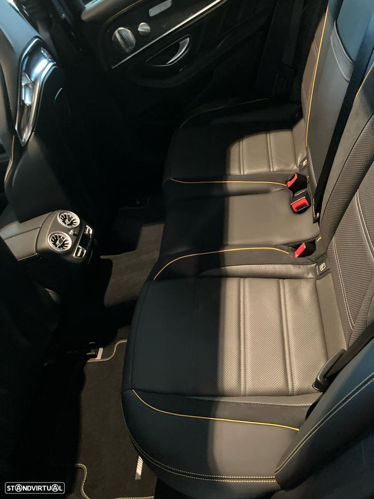 Mercedes-Benz E 63 AMG S 4-Matic+ - 11