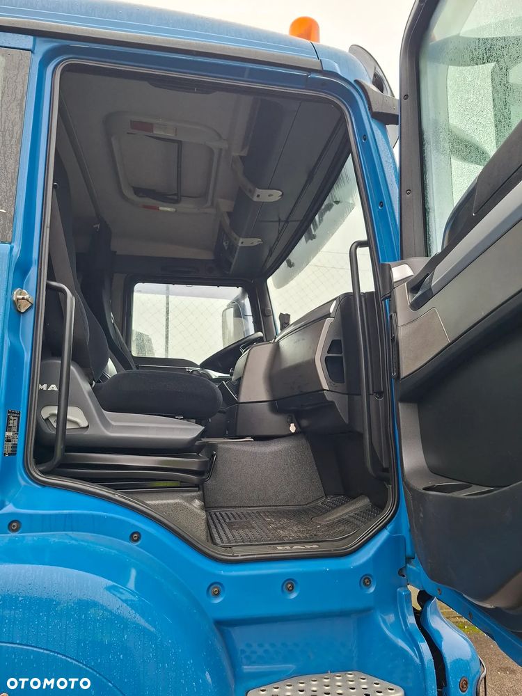 MAN TGS 35.440 kiper 8x4 - 38