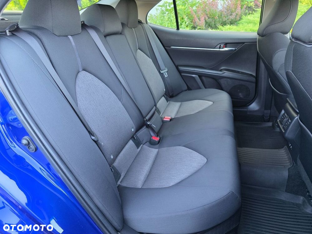 Toyota Camry 2.5 Hybrid Comfort CVT - 20