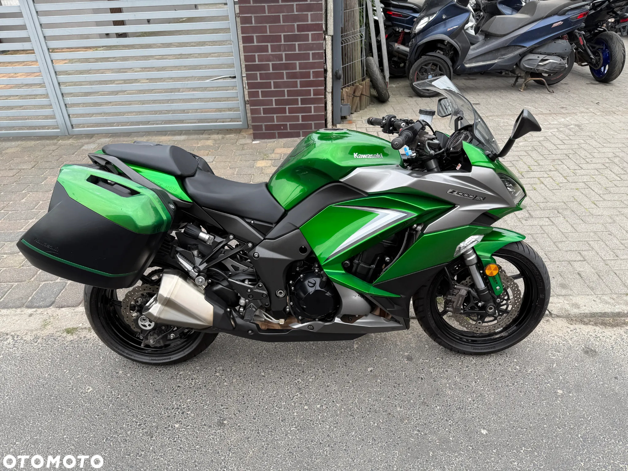 Kawasaki Ninja 1000 SX - 5