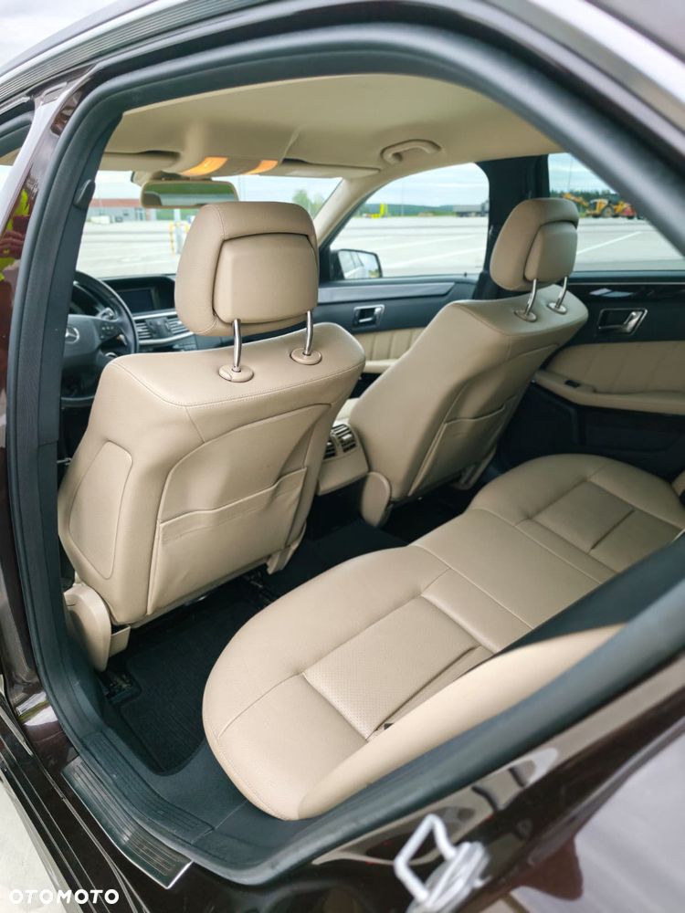Mercedes-Benz Klasa E 250 CGI BlueEff Avantgarde - 14