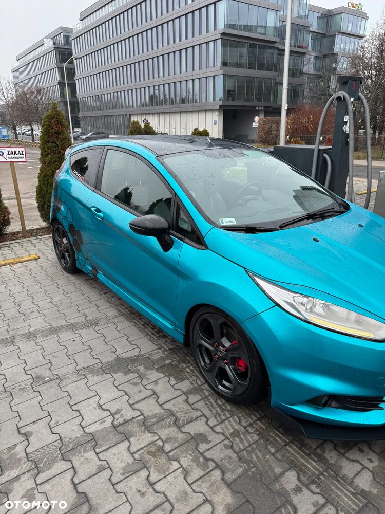 Ford Fiesta 1.6 EcoBoost ST - 7
