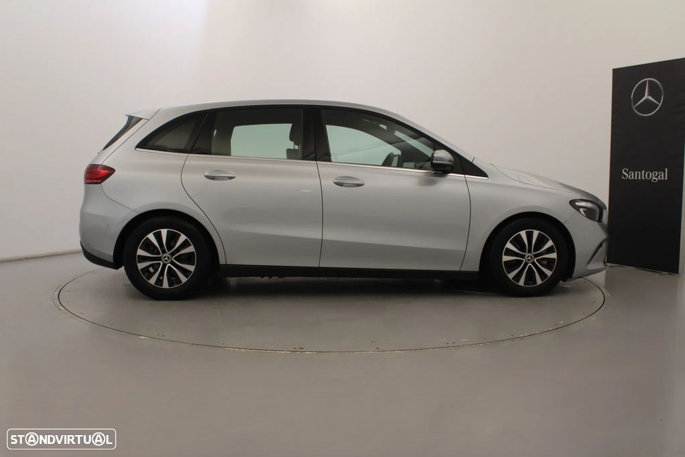 Mercedes-Benz B 180 d - 4