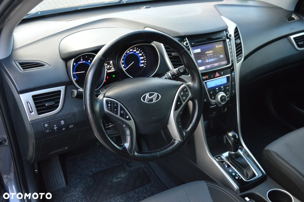 Hyundai i30 1.6 CRDi Premium DCT - 10