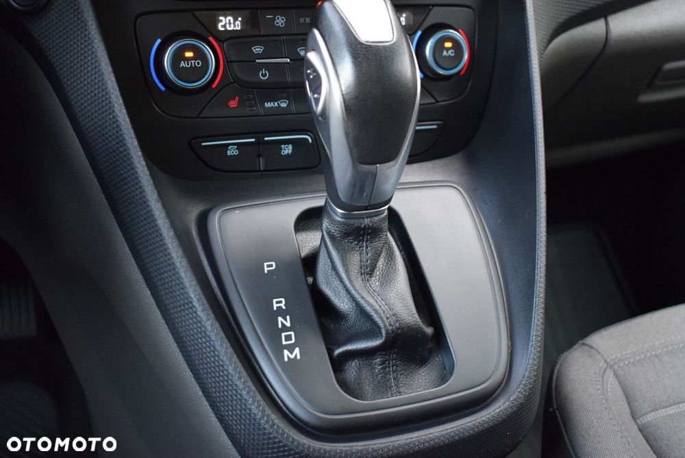 Ford Tourneo Connect Grand - 23