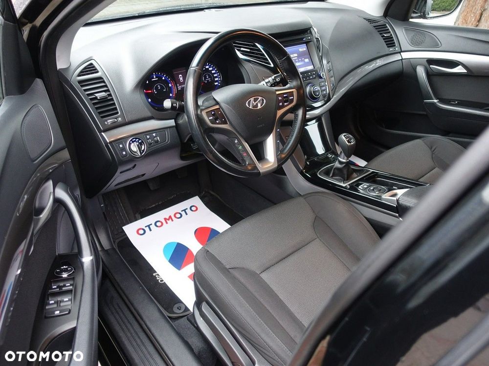 Hyundai i40 Kombi 1.7 CRDi Premium - 8
