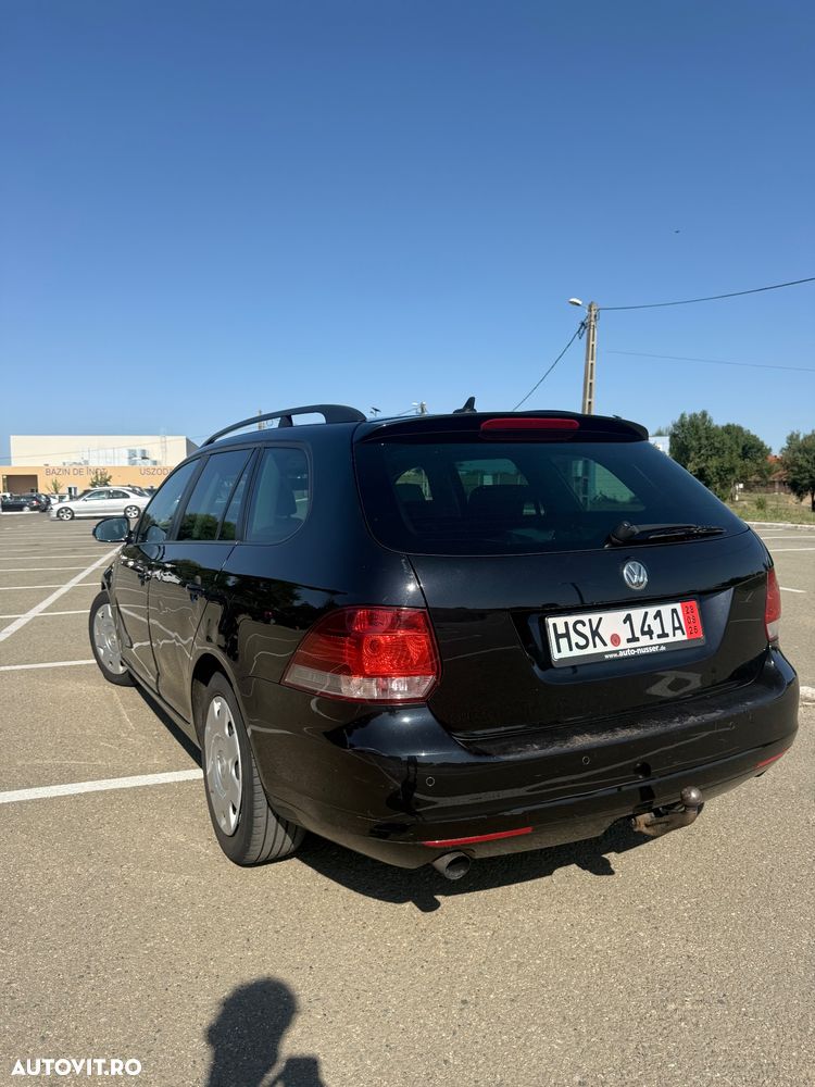 Volkswagen Golf - 3