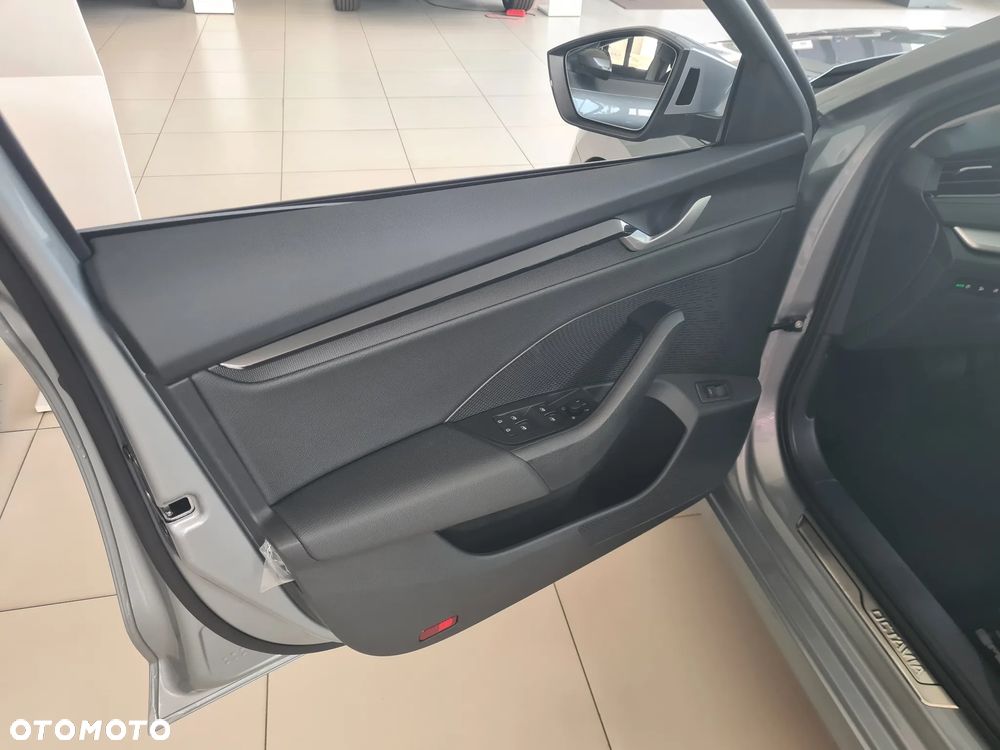 Skoda Octavia 1.5 TSI mHEV Drive Selection DSG - 7
