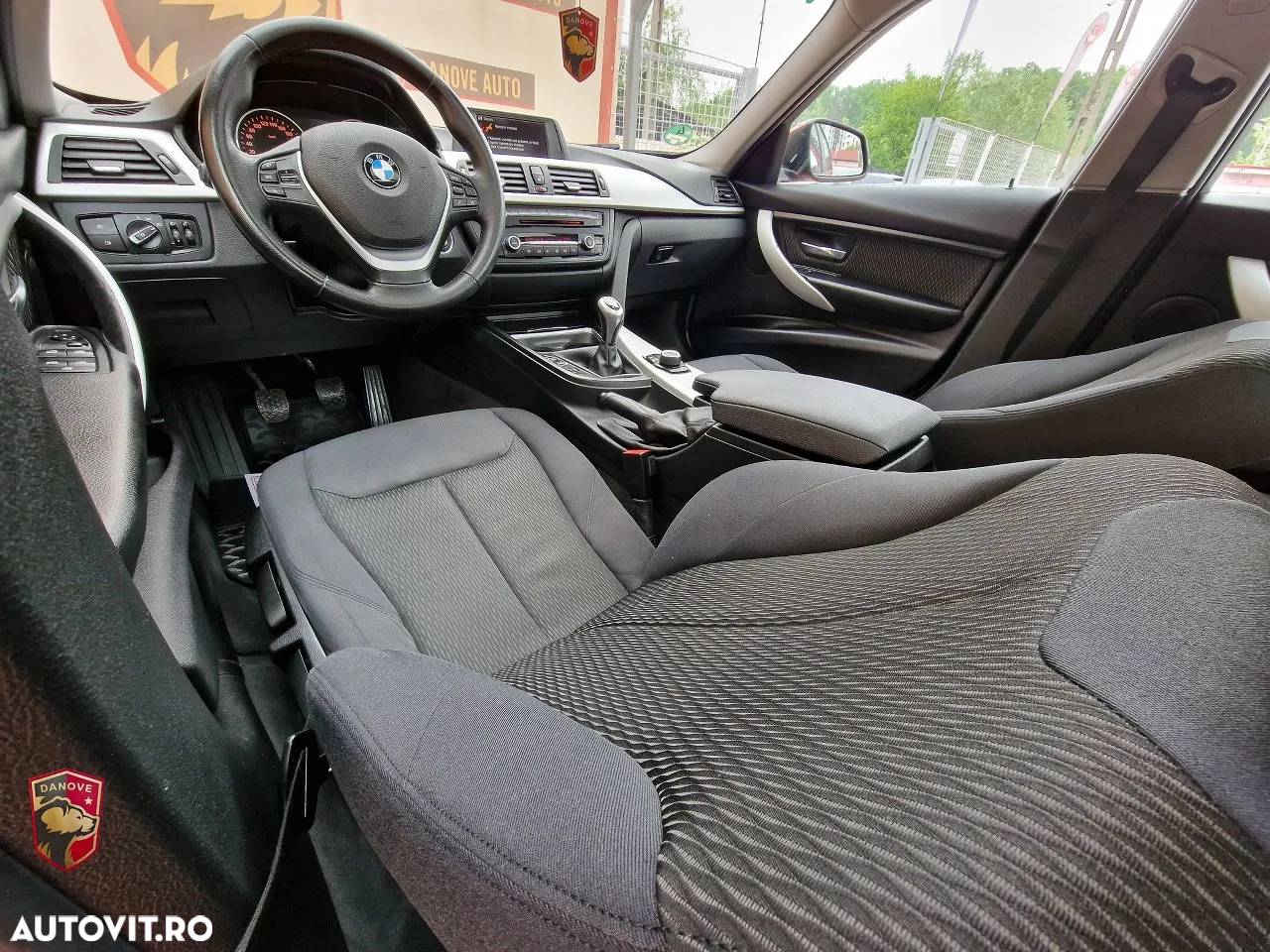 BMW Seria 3 316d - 14
