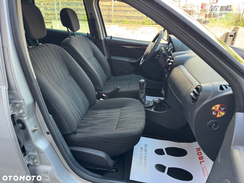 Dacia Duster 1.6 16V 105 4x2 Prestige - 11