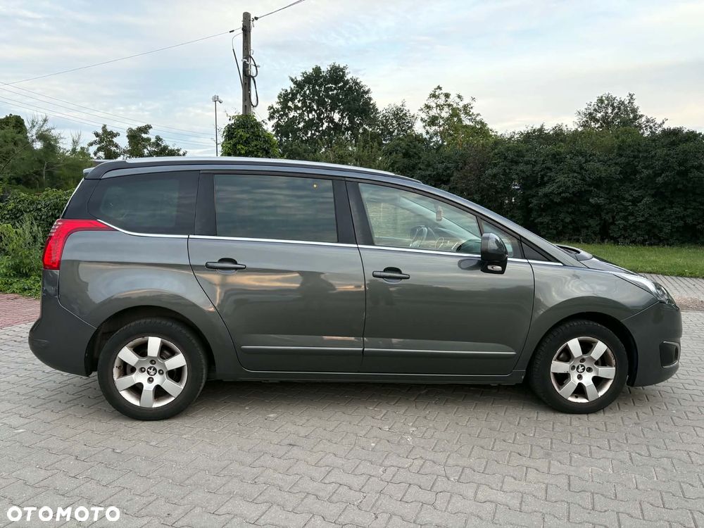 Peugeot 5008 1.6 HDi Style 7os - 4