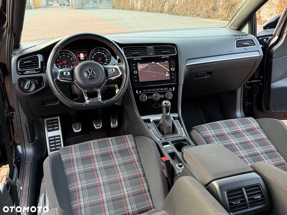 Volkswagen Golf 2.0 TSI BMT GTI Performance - 27