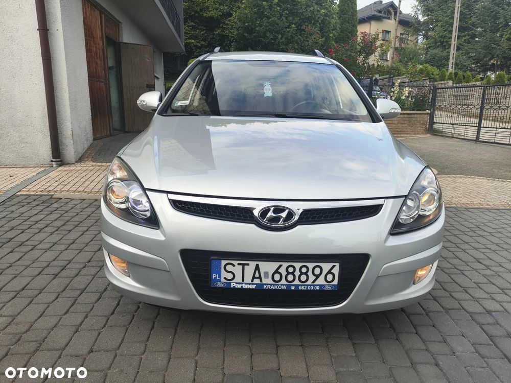 Hyundai i30 i30cw 2.0 Style - 2