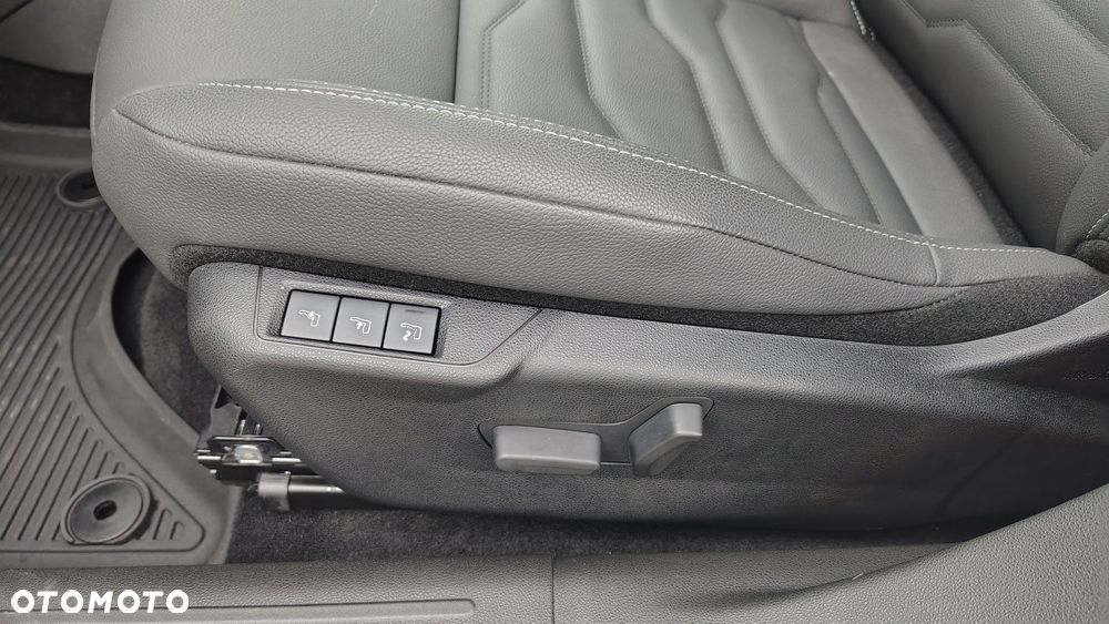 Jeep Avenger 1.2 T3 mHEV Upland 4xe eDCT6 - 15