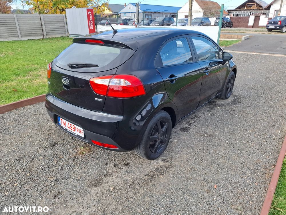Kia Rio 1.1 CRDI Spirit - 4
