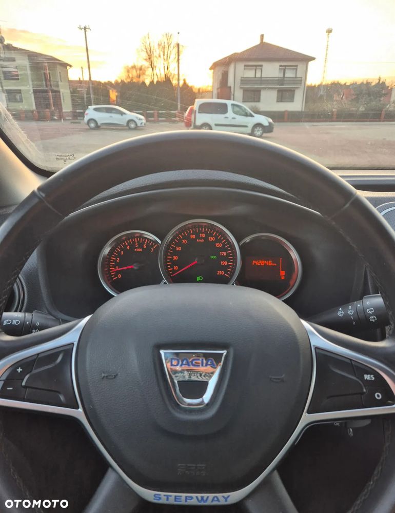 Dacia Sandero Stepway 0.9 TCe Laureate - 10