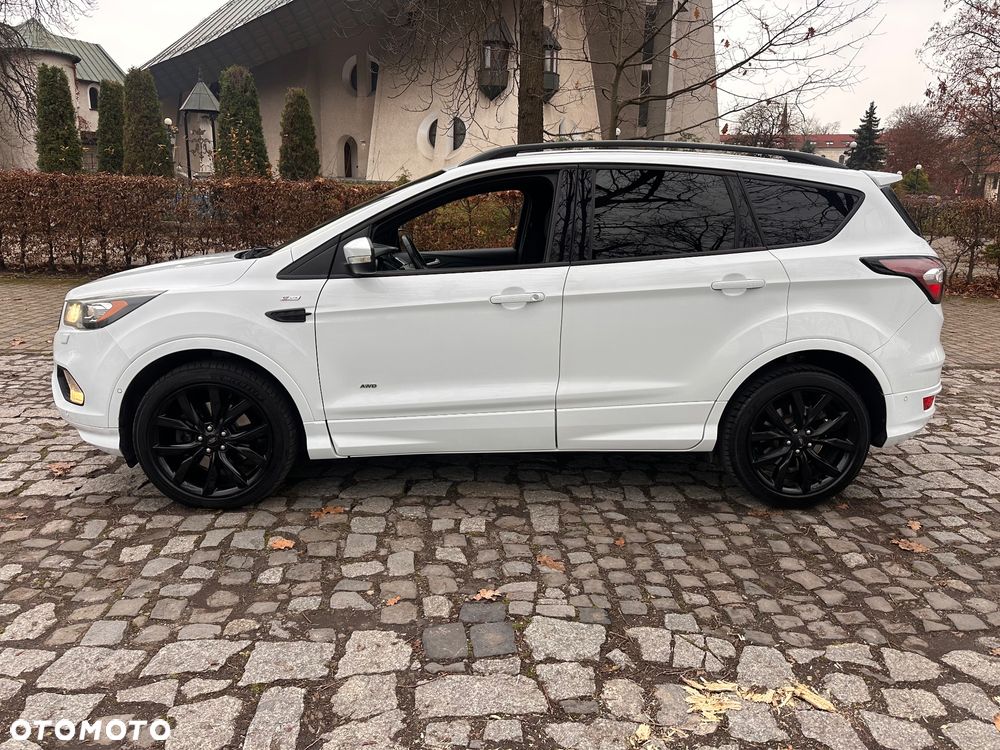 Ford Kuga 2.0 TDCi 4x4 ST-Line - 36