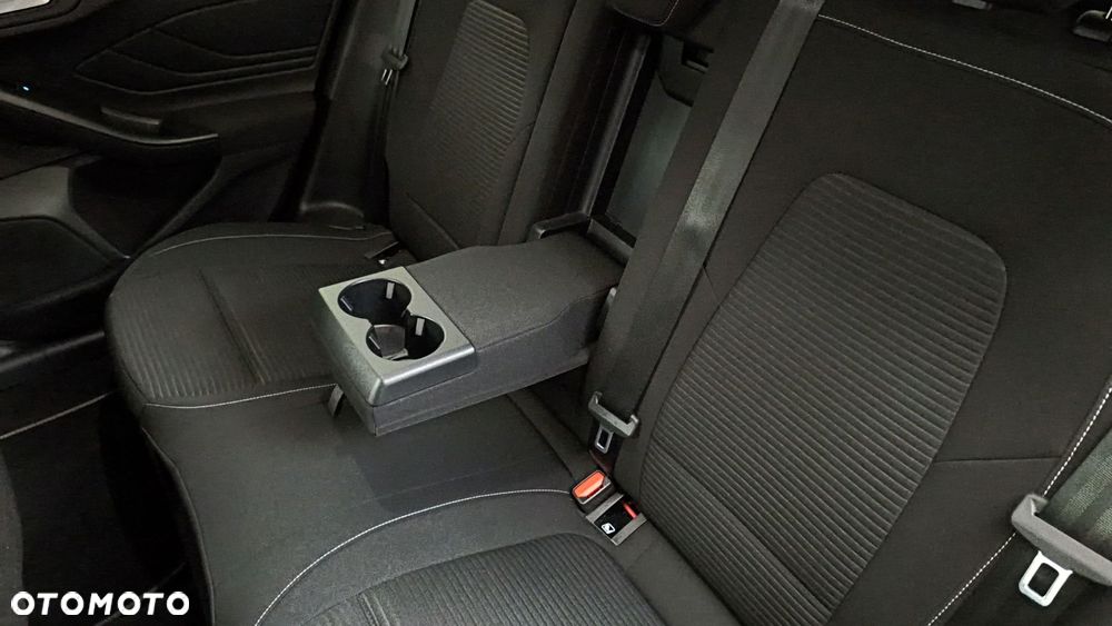 Ford Focus 1.0 EcoBoost mHEV Titanium X - 13