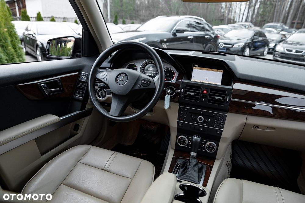 Mercedes-Benz GLK 350 CDI DPF 4Matic 7G-TRONIC - 27