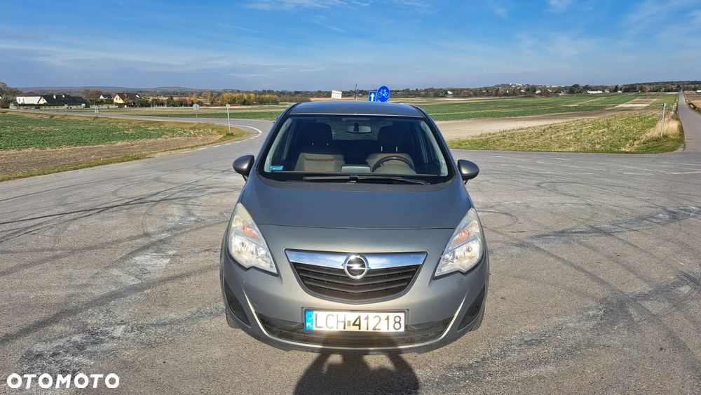 Opel Meriva - 8