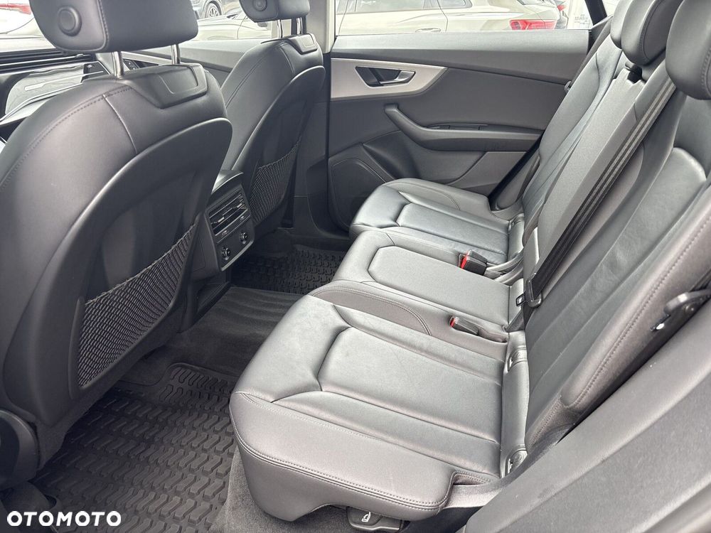 Audi Q8 - 29
