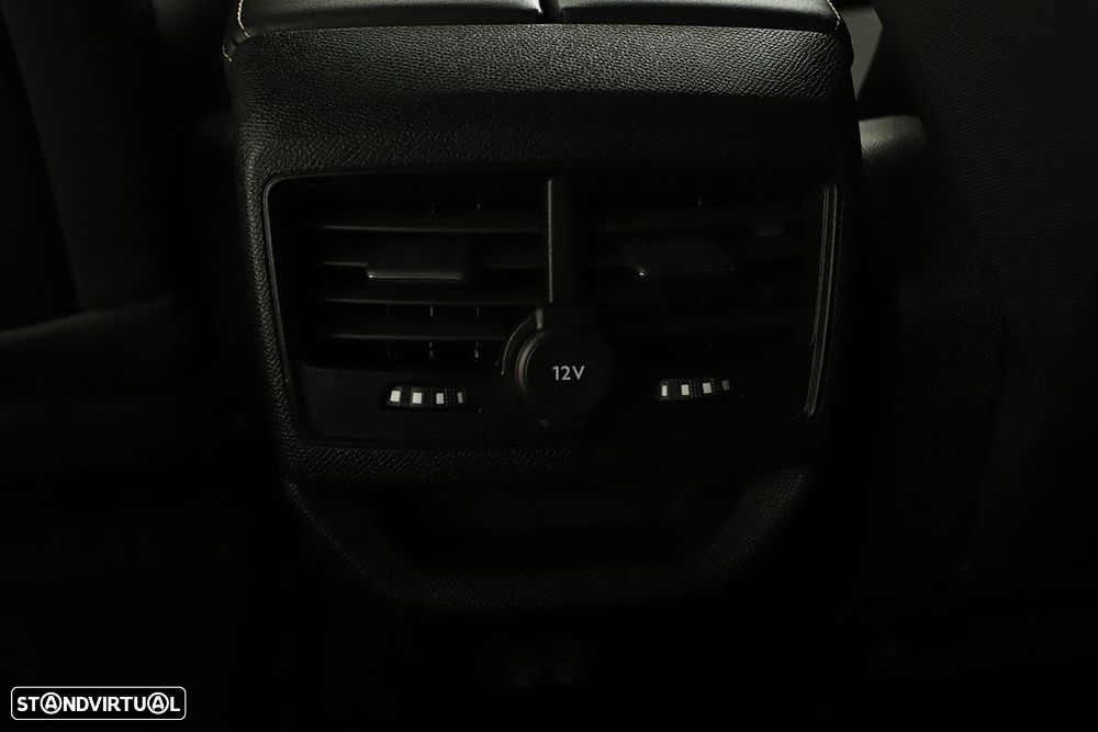 Peugeot 3008 1.2 PureTech GT EAT8 - 24