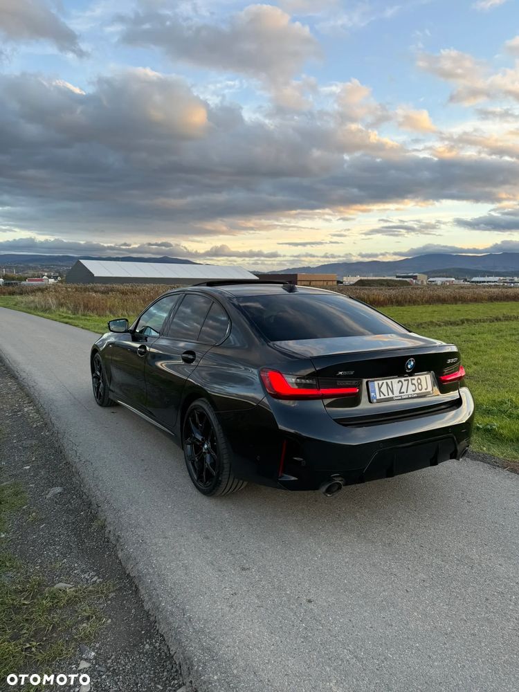 BMW Seria 3 330i xDrive M Sport - 15