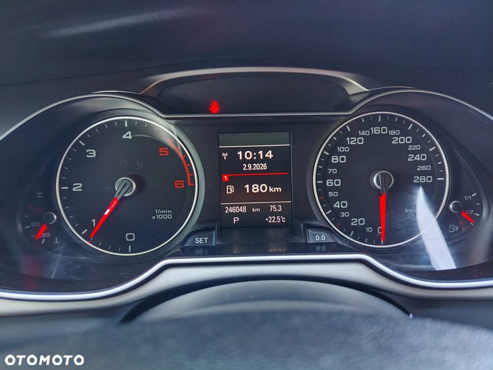 Audi A4 Avant 2.0 TDI Multitronic - 14