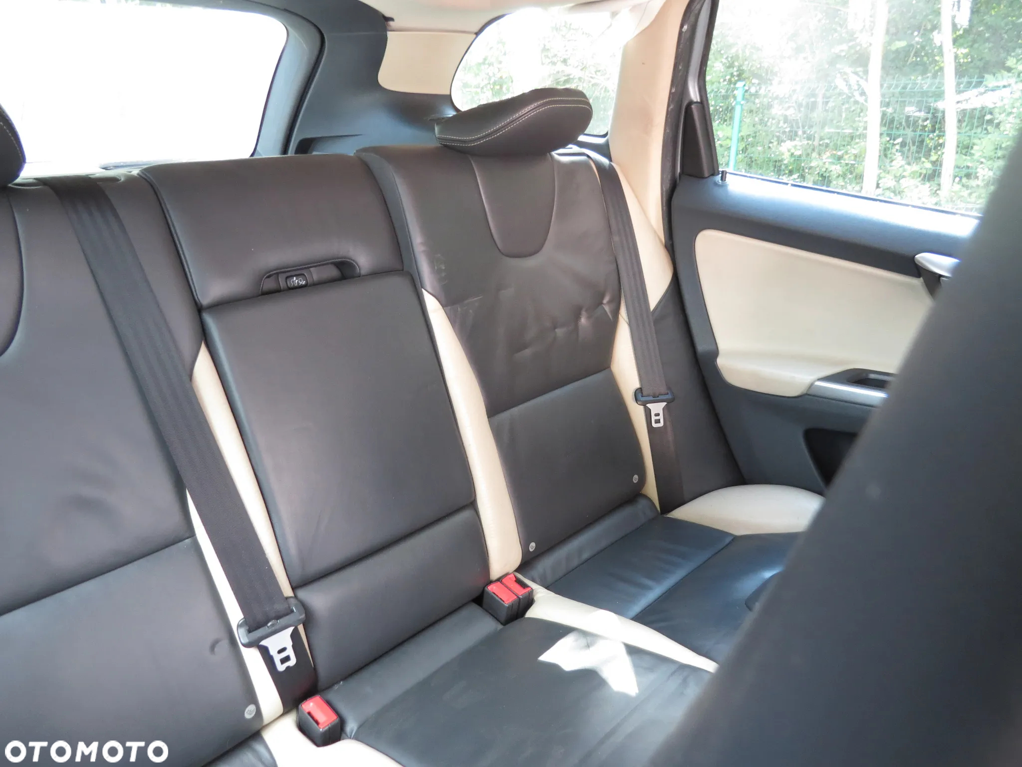 VOLVO XC60 I 2.4 D5 D5244T10 LAKIER 477-46 NA CZĘŚCI - 11