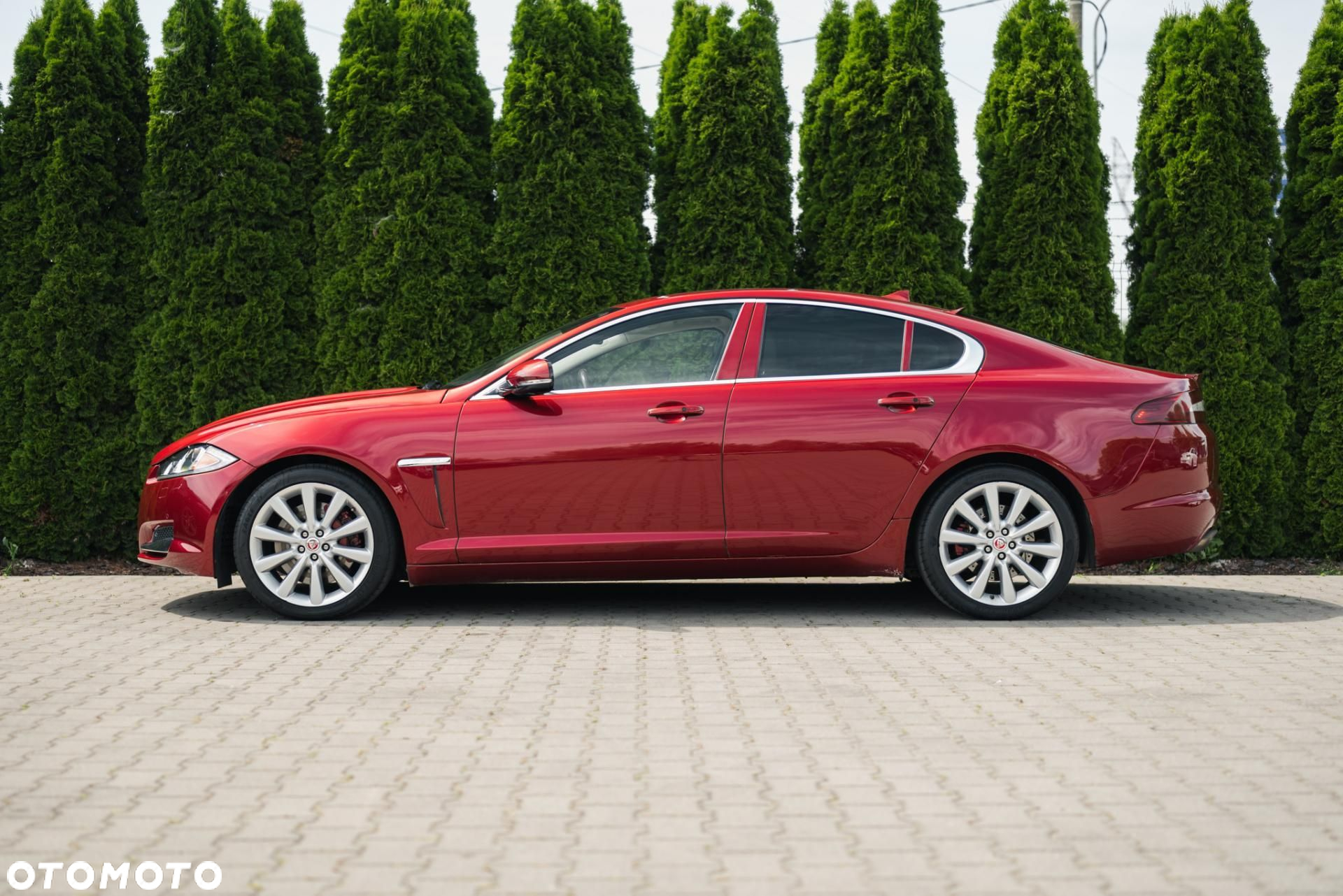 Jaguar XF - 7