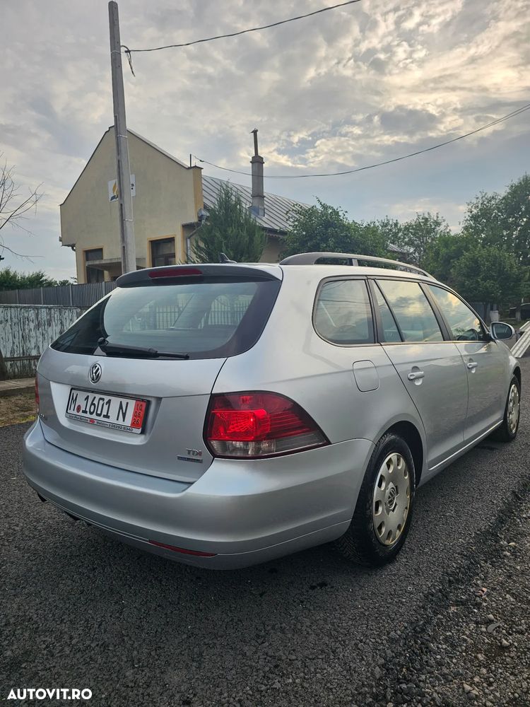 Volkswagen Golf 1.6 TDI DPF BlueMotion Technology Highline - 3