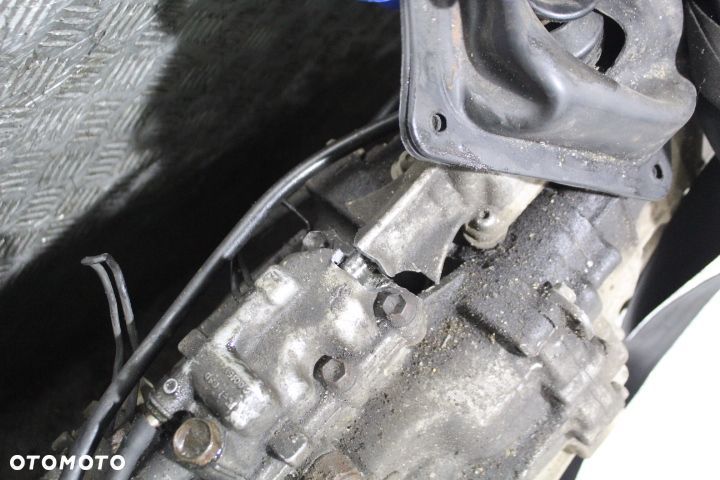 SKRZYNIA BIEGÓW 5 SUZUKI GRAND VITARA I 2.7 - 6