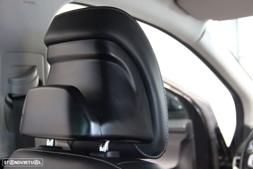 Kia Sportage 1.6 T-GDi HEV Tech - 13