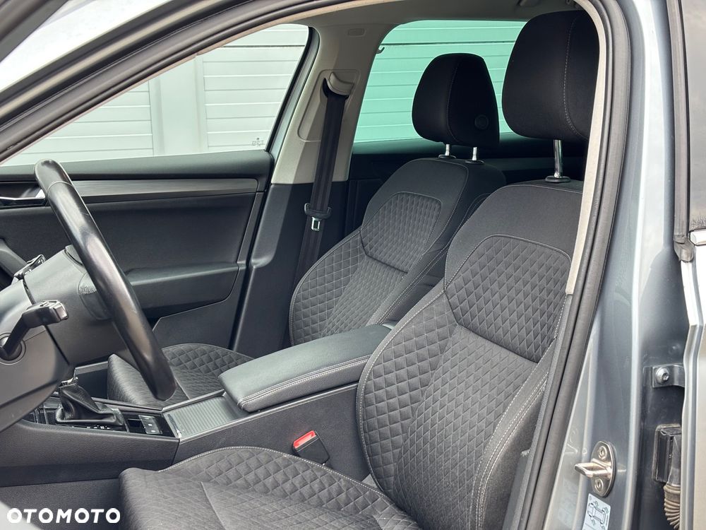 Skoda Superb 2.0 TDI Style DSG - 16