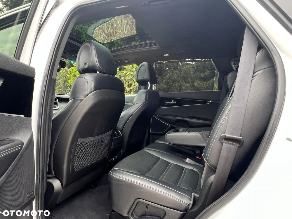 Kia Sorento - 22